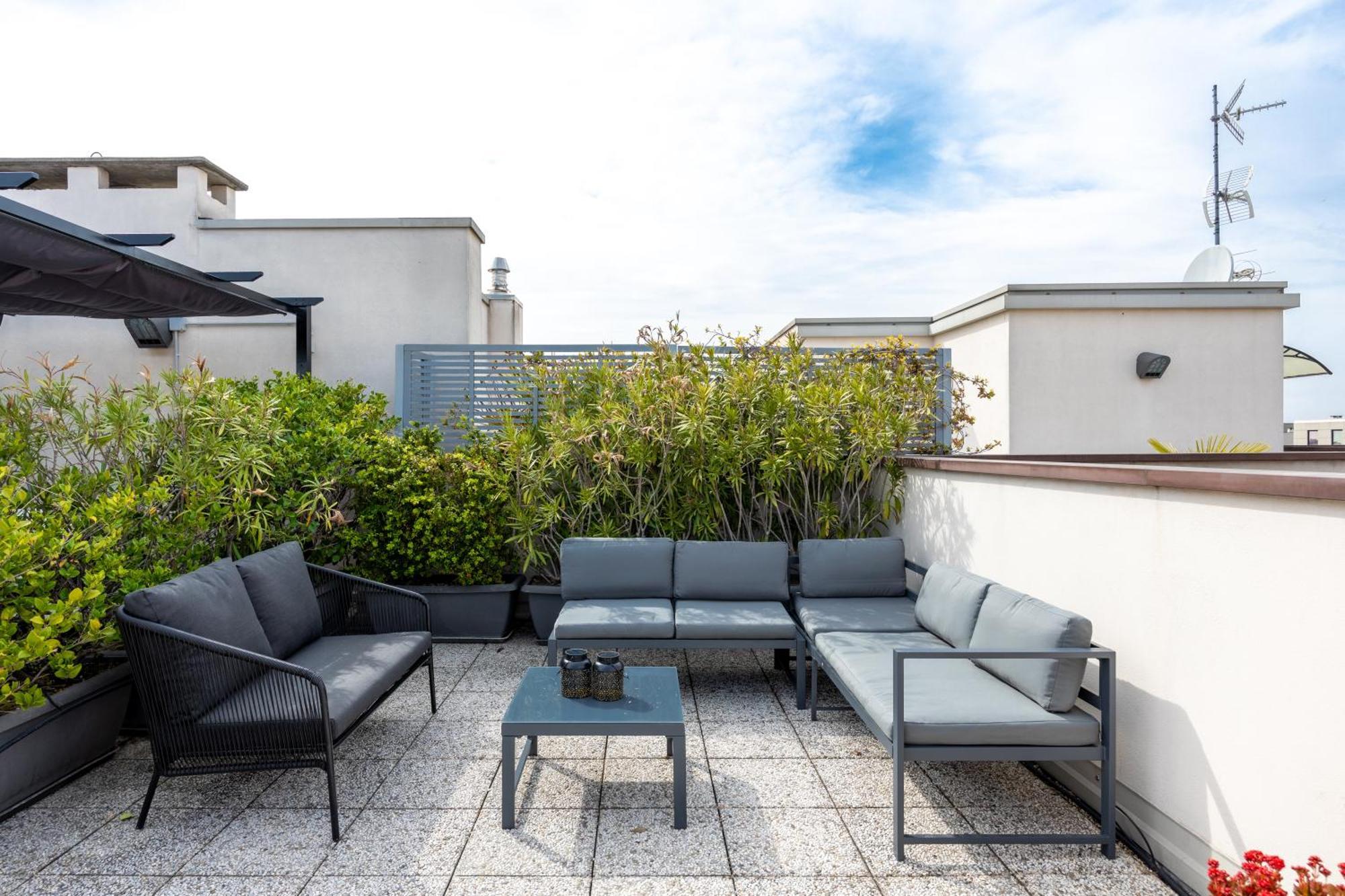 Bocconi'S Nest - Close To Duomo With Terrace Milánó Kültér fotó